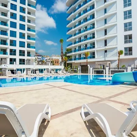 Lejlighed 1+1, Elite Marine Residence, Center *