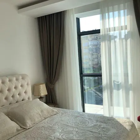 Lejlighed 1+1, Elite Marine Residence, Center *